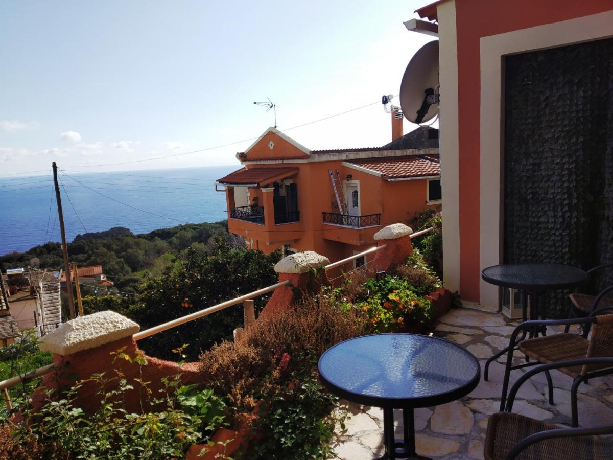 Traditional Panoramic Sea View House *