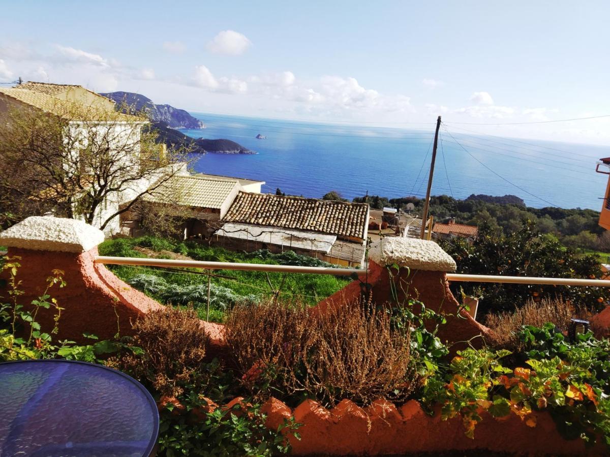 Traditional Panoramic Sea View House