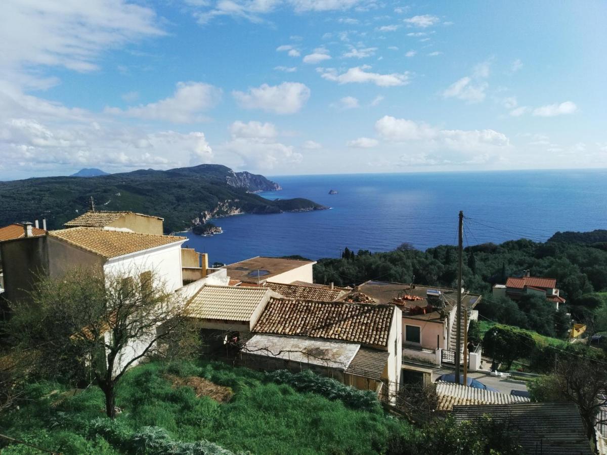 Traditional Panoramic Sea View House Apartment