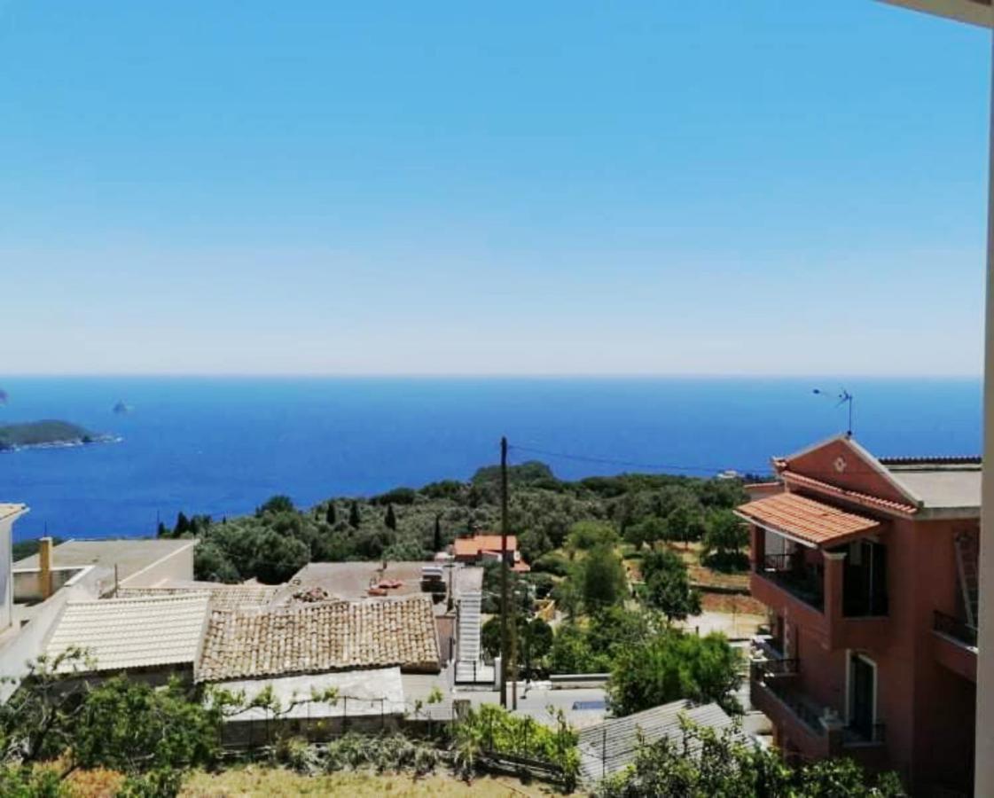 Traditional Panoramic Sea View House Lakones